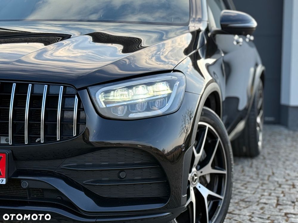 Mercedes-Benz GLC - 40