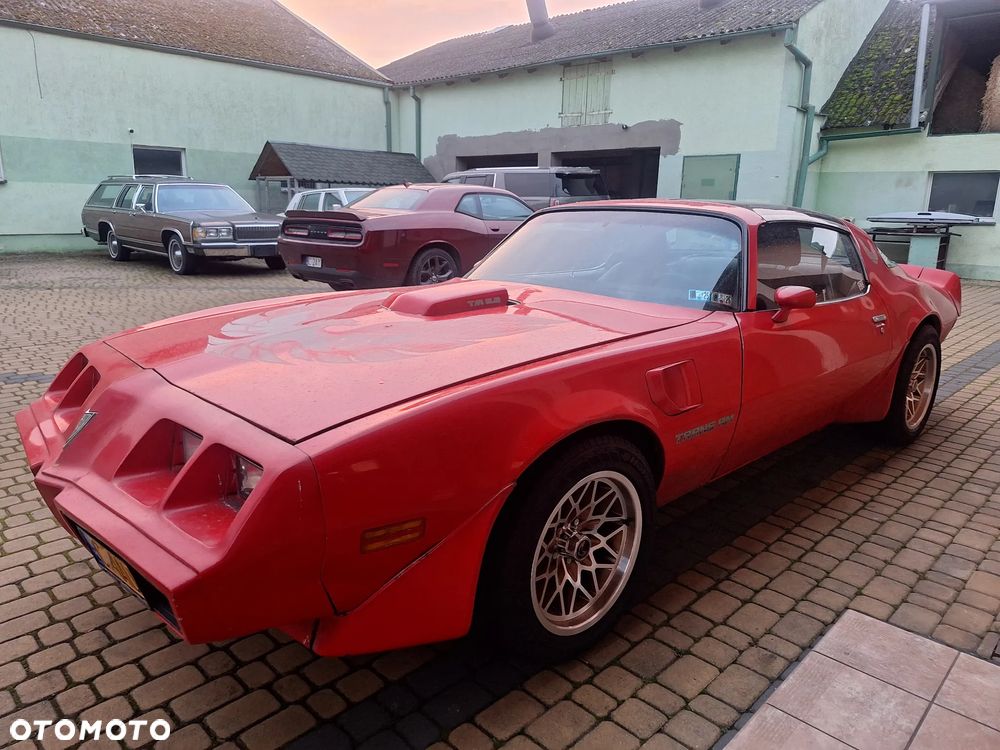 Pontiac Firebird - 9