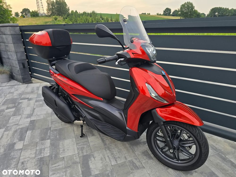 Piaggio Beverly - 1