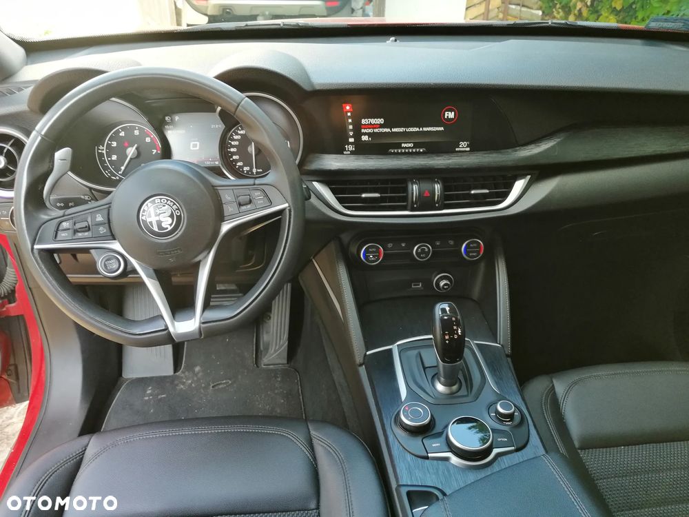 Alfa Romeo Stelvio - 21