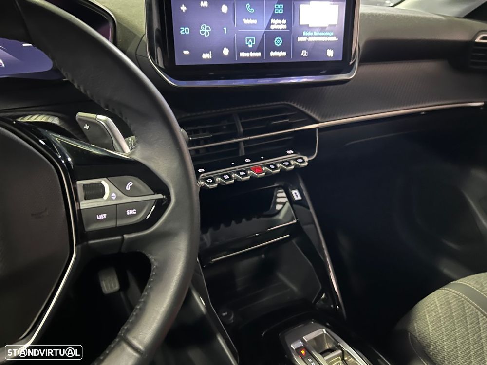 Peugeot 208 1.2 Hybrid Allure e-DCS6 - 16