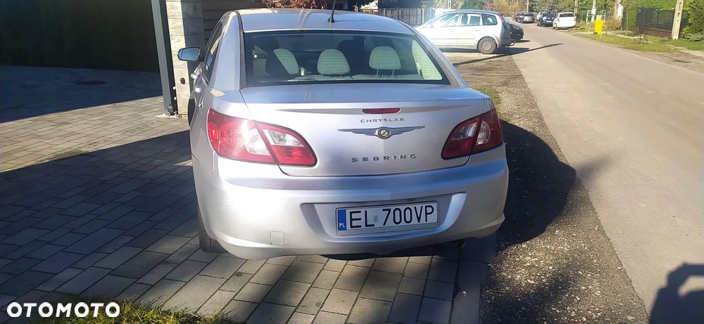 Chrysler Sebring - 3