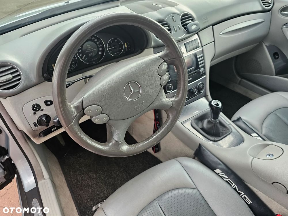 Mercedes-Benz CLK 270 CDI Avantgarde - 7
