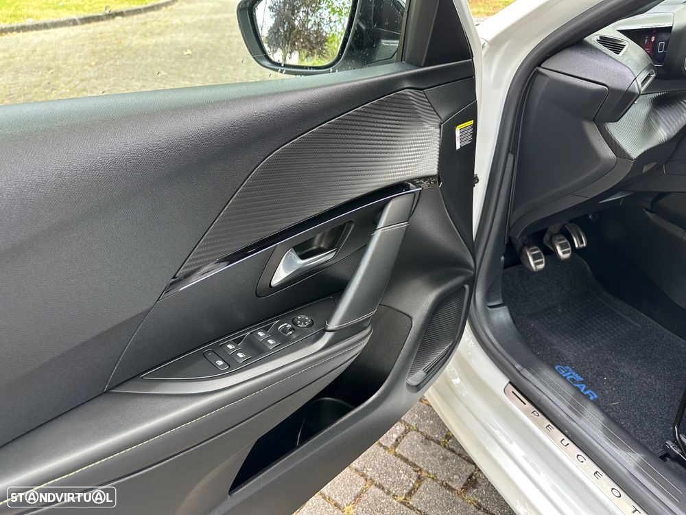 Peugeot 208 1.5 BlueHDi GT - 23