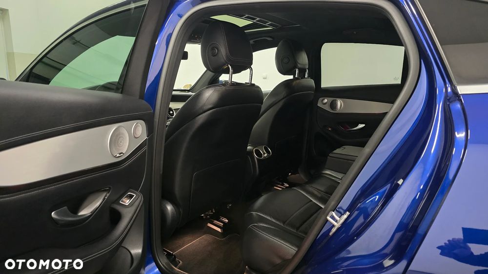 Mercedes-Benz GLC 300 d 4Matic 9G-TRONIC AMG Line Plus - 5
