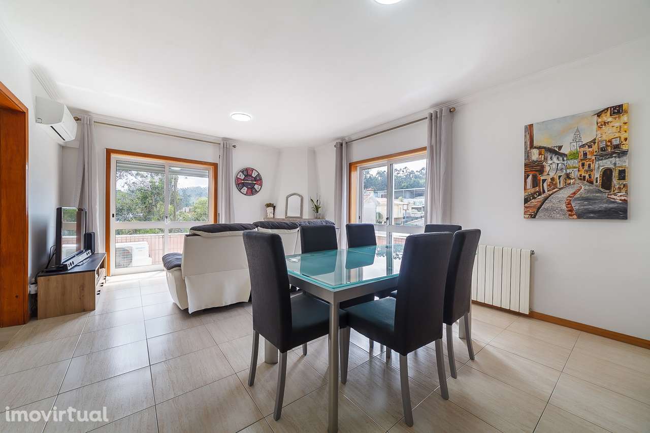 T2 com garagem e excelente localização em Fiães - Grande imagem: 3/43