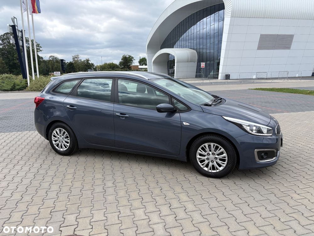 Kia Ceed 1.6 CRDi L - 4