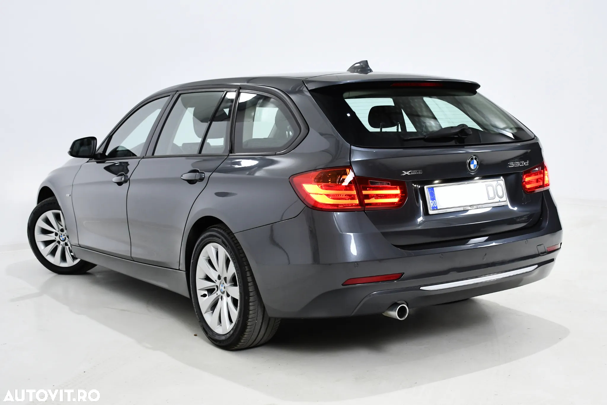 BMW Seria 3 320d Touring xDrive Aut. Modern Line - 2