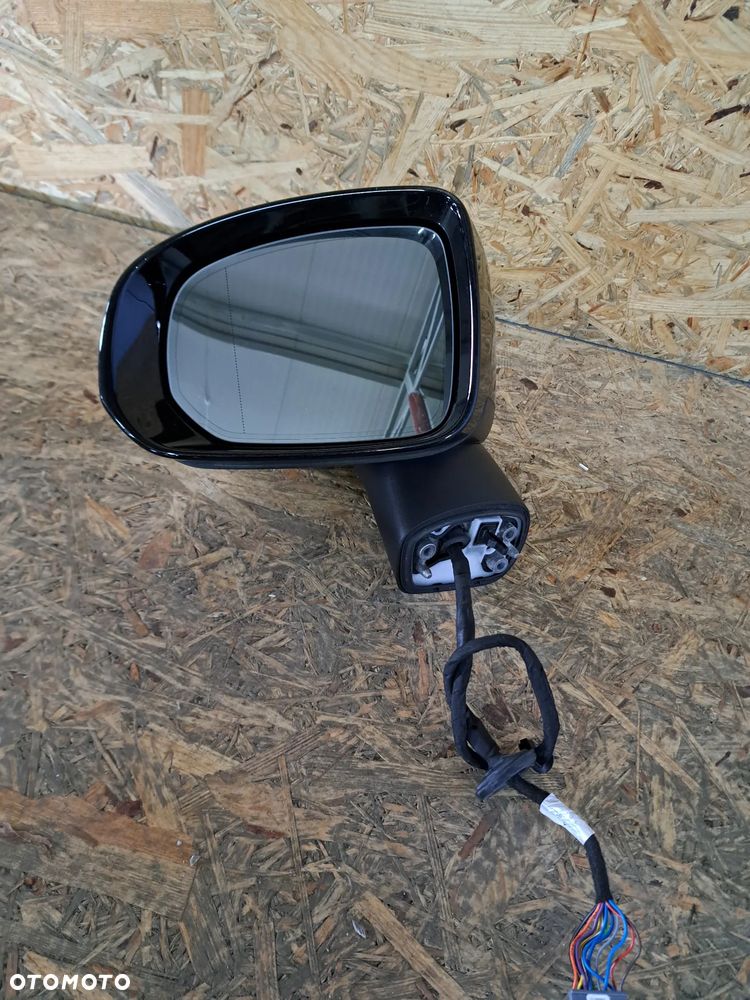 LUSTERKO ZEWNETRZNE LEWE VOLVO XC60 II KOD LAKIERU 717 - 1