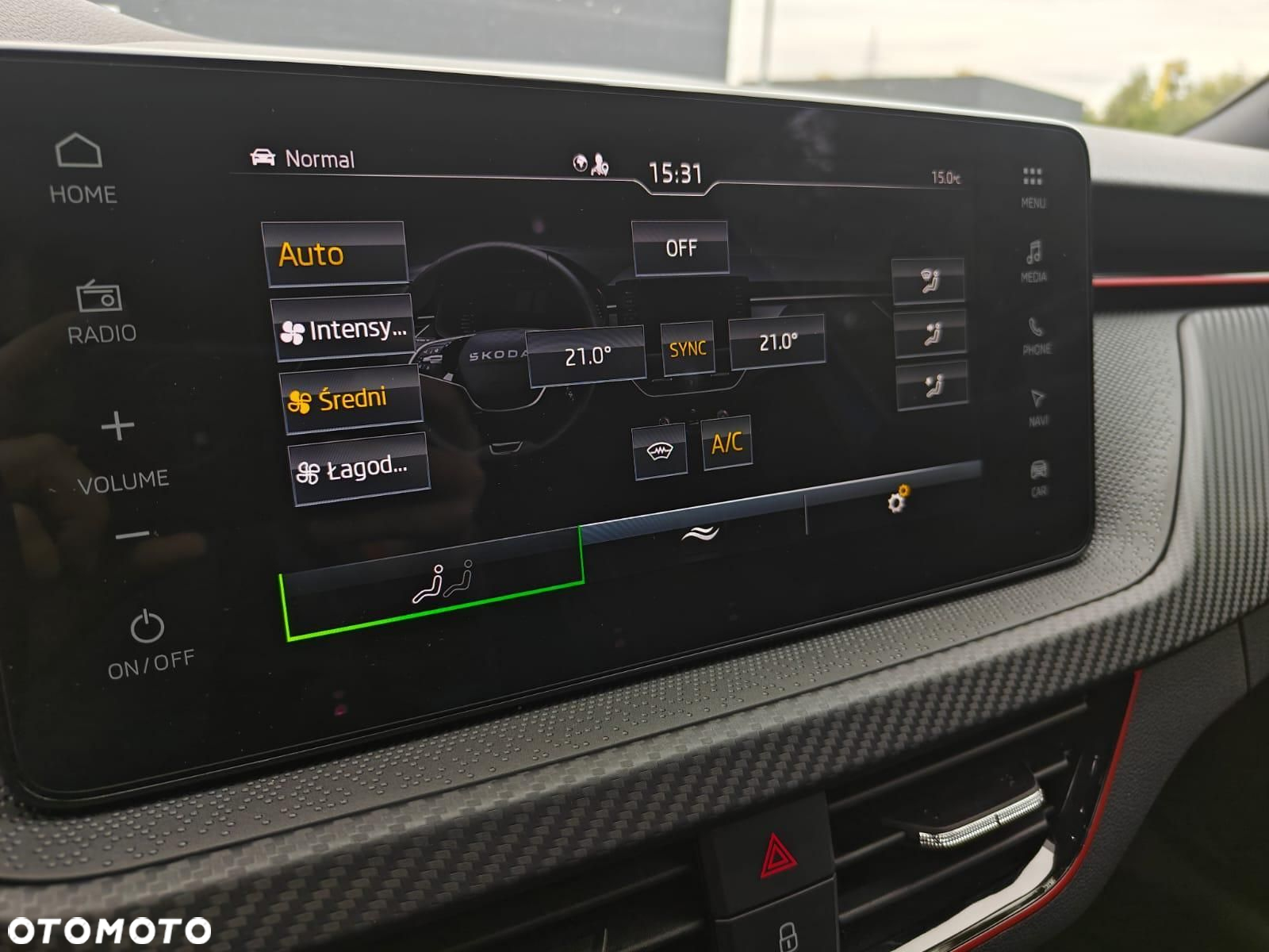 Skoda Kamiq 1.5 TSI Monte Carlo DSG - 14