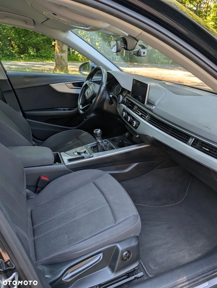 Audi A4 Limousine 2.0 TDI - 13