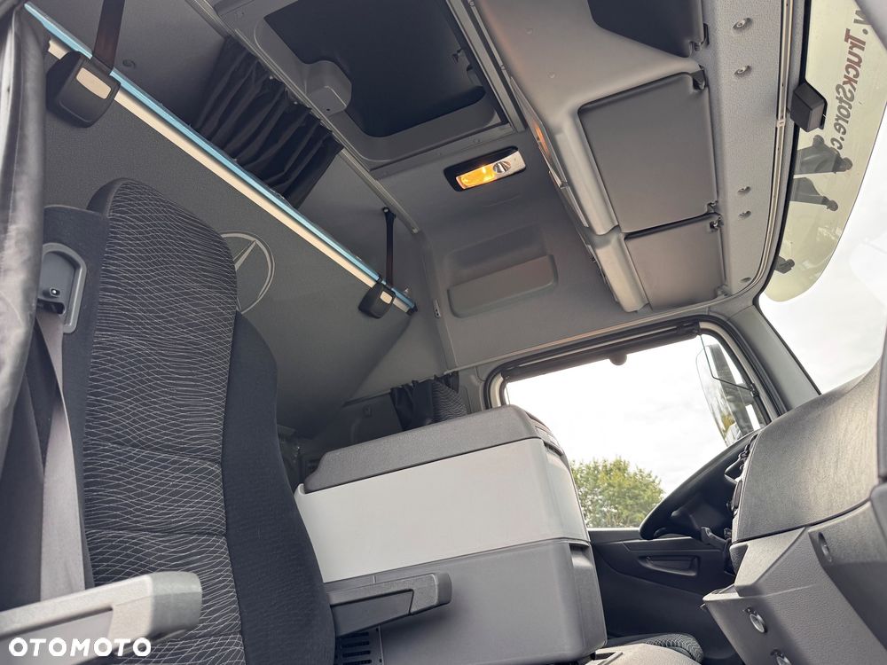 Mercedes-Benz ATEGO - 7