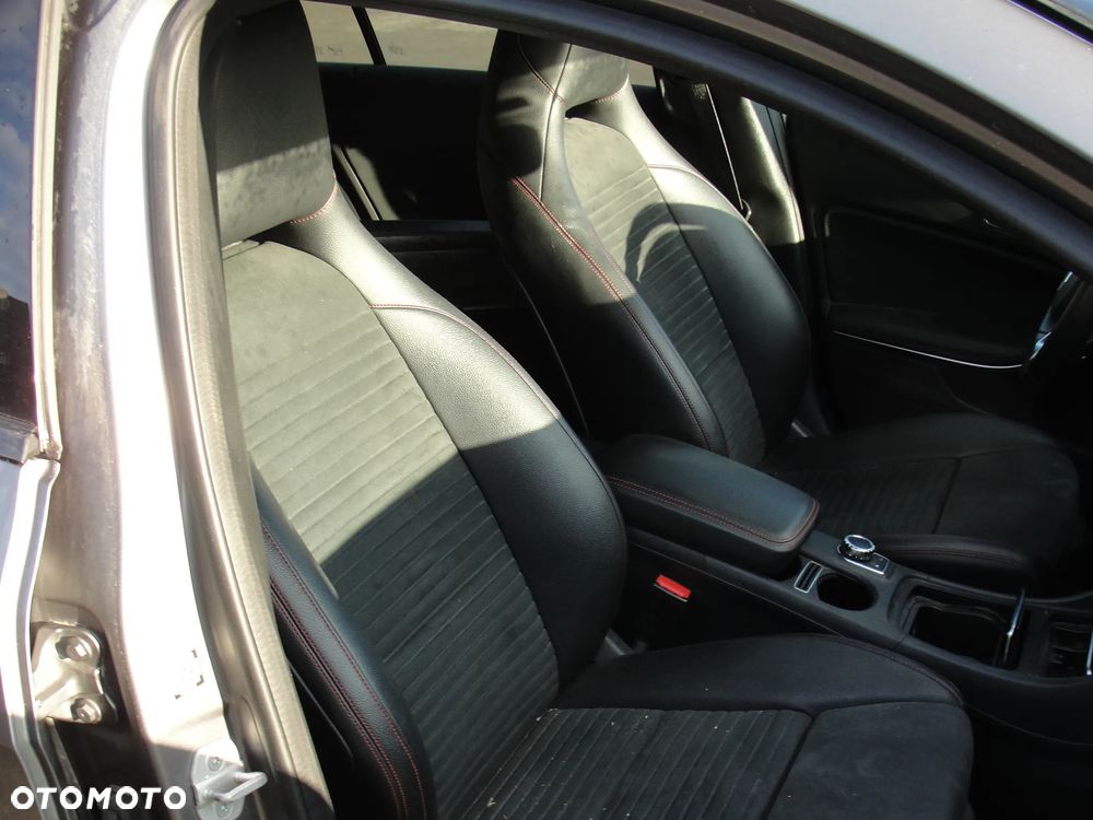 Mercedes-Benz Klasa A 250 4Matic 7G-DCT Peak Edition - 7