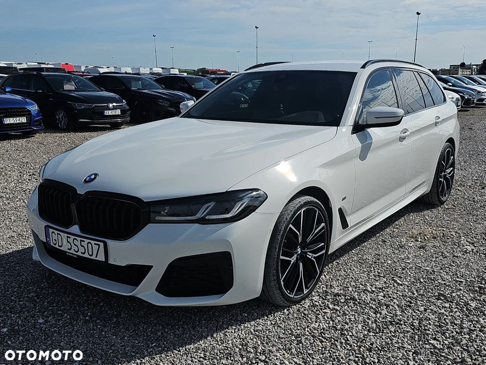 BMW Seria 5 520d xDrive - 1