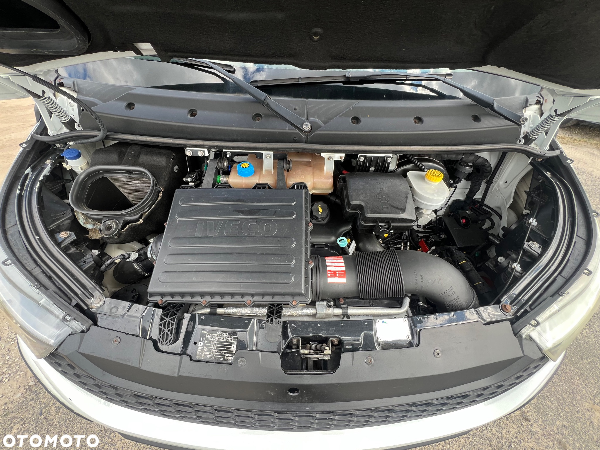 Iveco Daily 35C13 Klima Carrier Xarios 350 (331) - 11