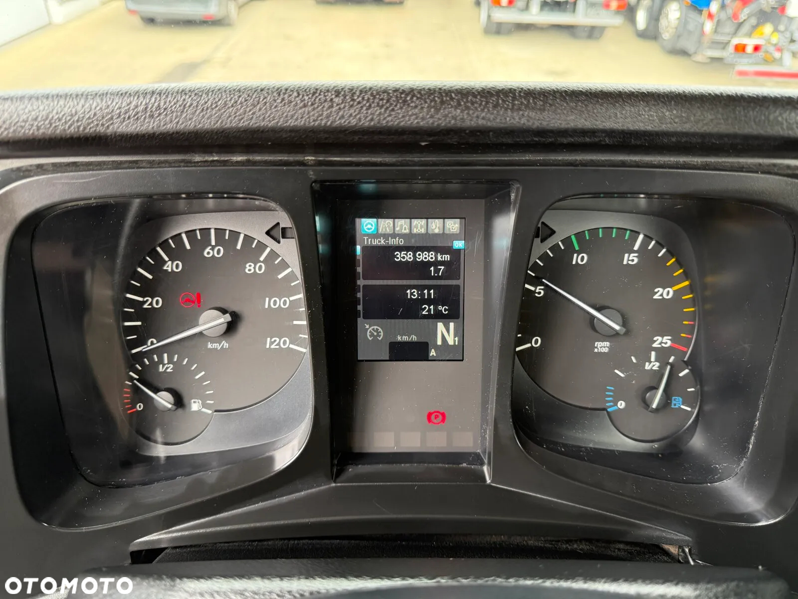 Mercedes-Benz AROCS 4158 8x4 EURO6 HAKOWIEC PALFINGER - 9