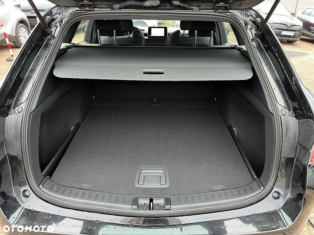 Toyota Corolla 1.8 Hybrid Comfort - 32