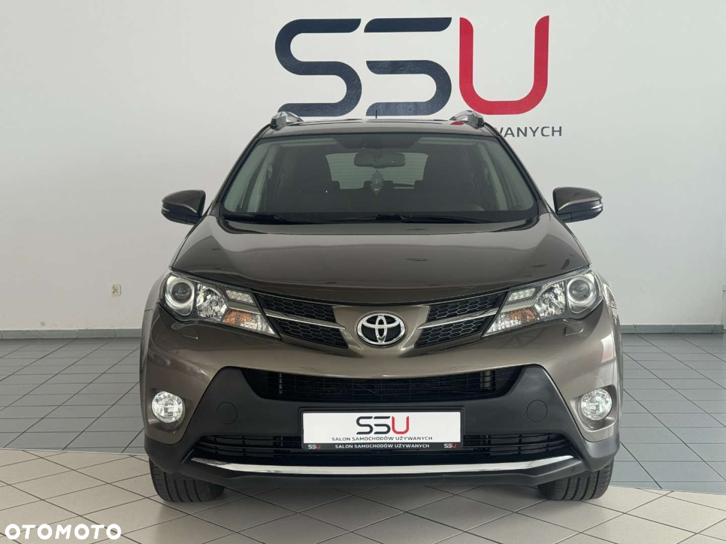 Toyota RAV4 - 10
