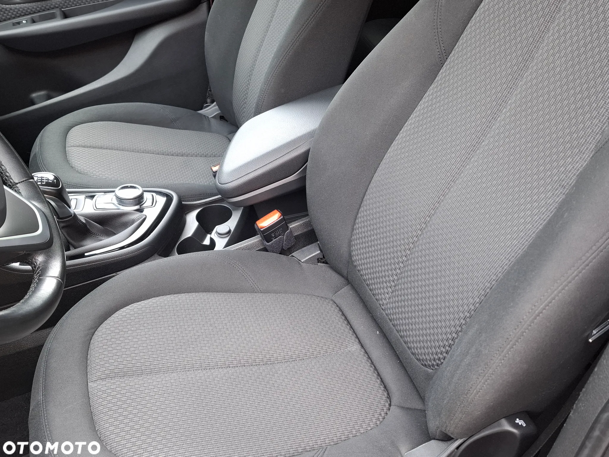 BMW Seria 2 216i GT Advantage - 21