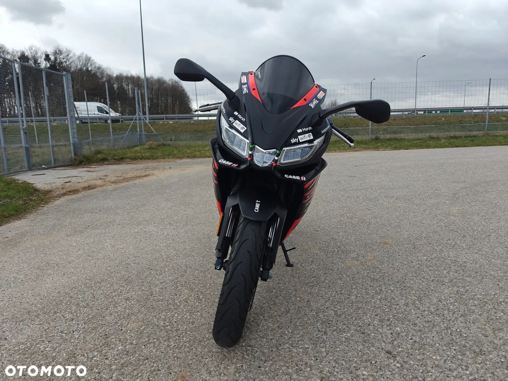 Aprilia RS - 8