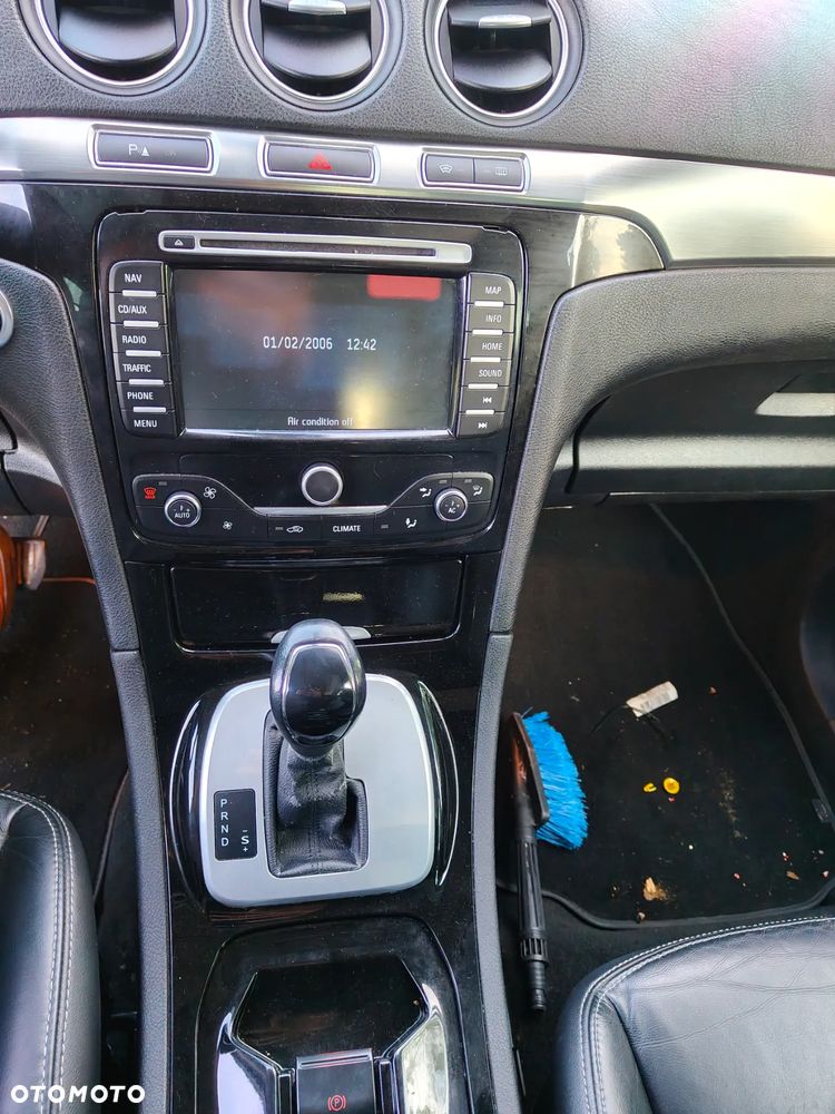 Ford Galaxy 2.0 TDCi Titanium - 11
