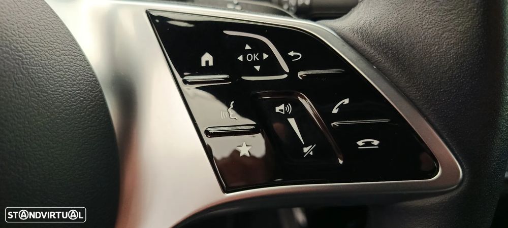 Mercedes-Benz A 250 e - 23