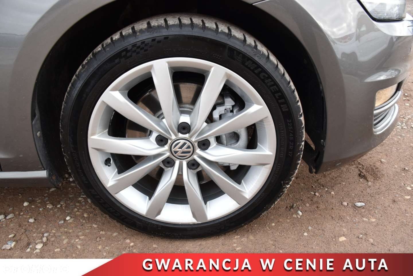 Volkswagen Golf - 30