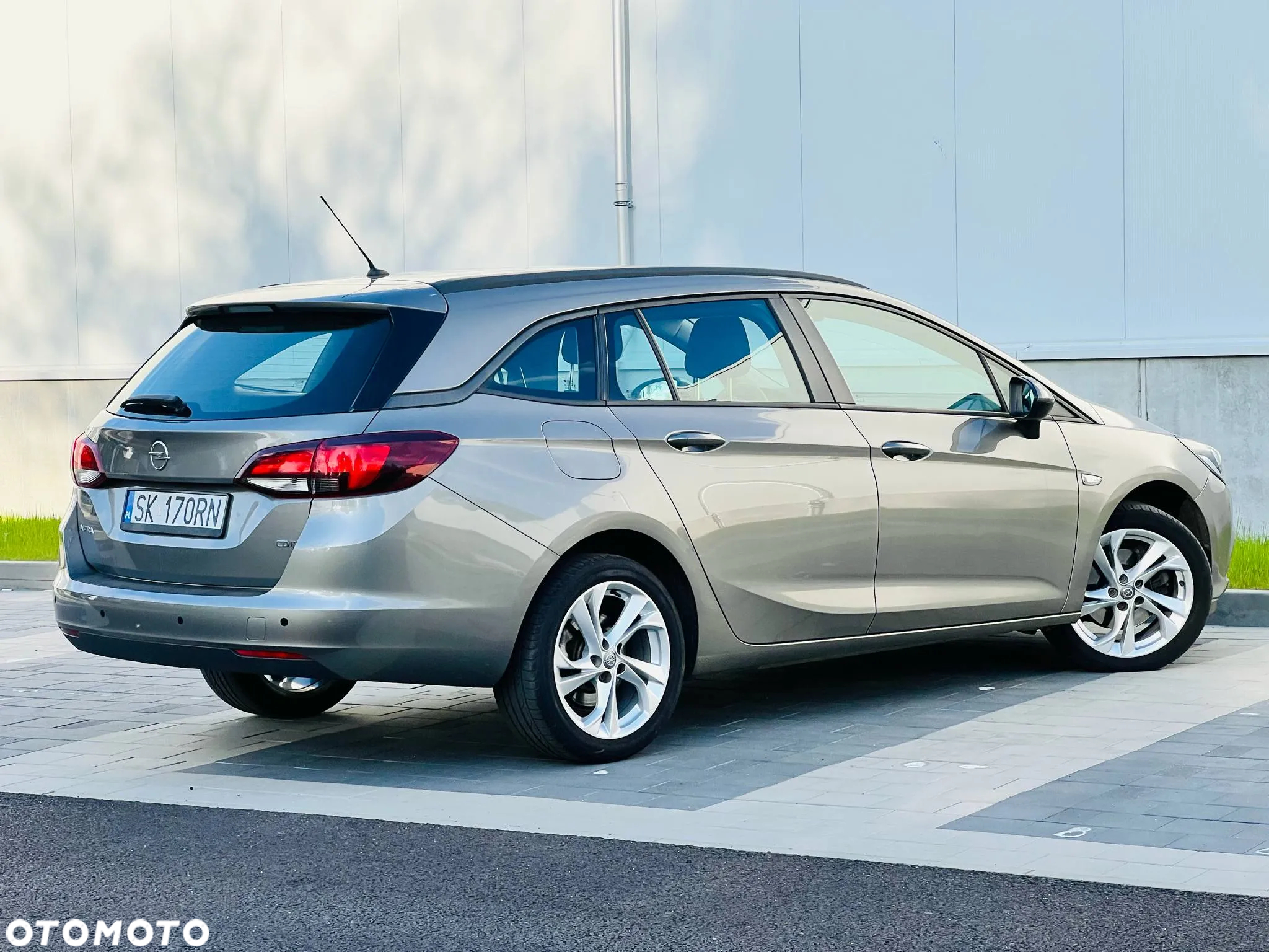 Opel Astra IV 1.6 CDTI Enjoy - 15