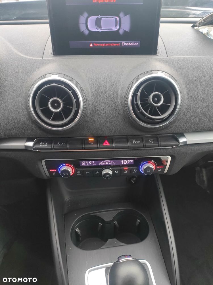 Audi A3 3-drzwiowe 1.4 TFSI cylinder on demand S tronic Ambiente - 11