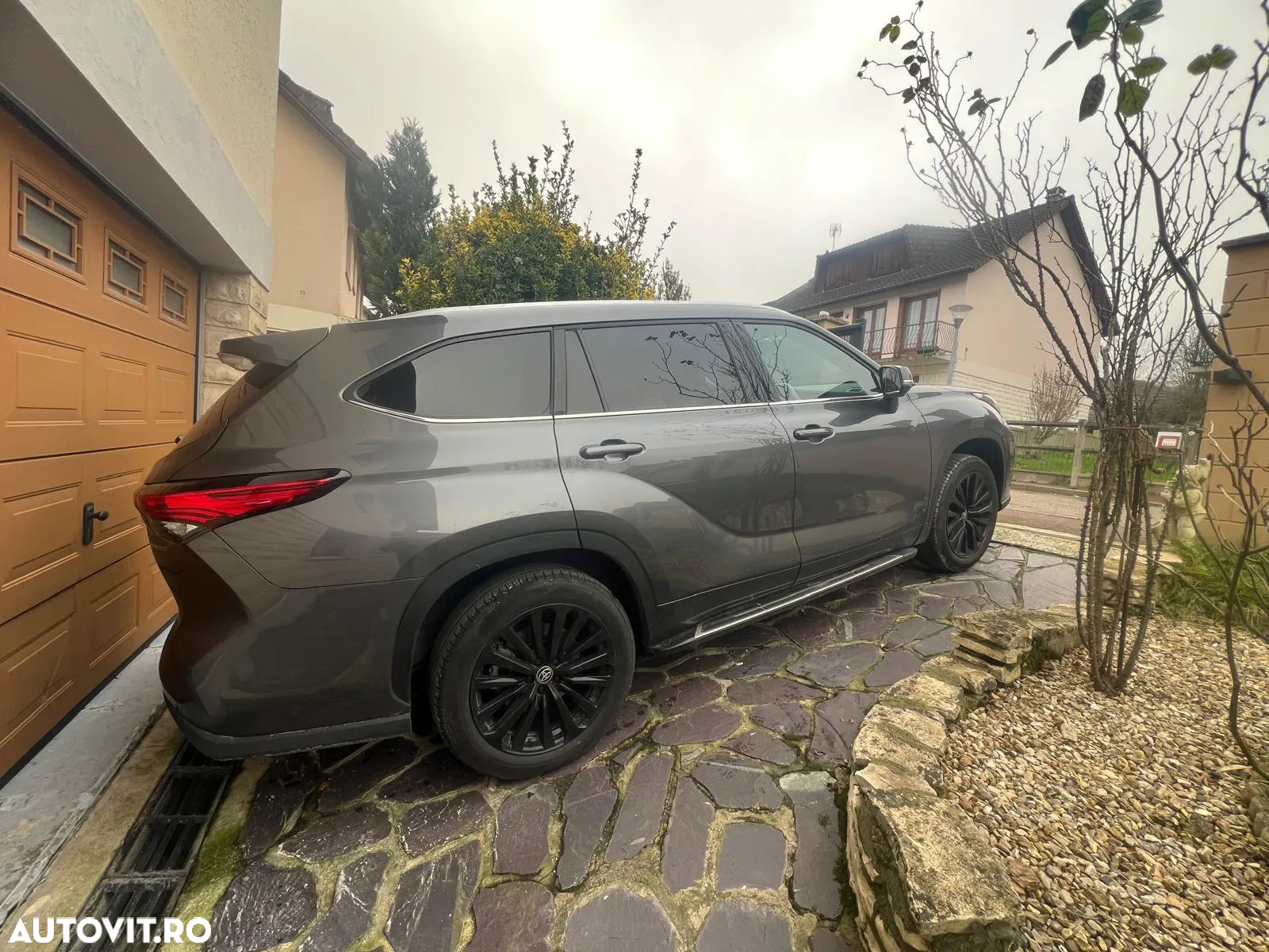 Toyota Highlander 2.5 L Hybrid Dynamic Force 248CP Executive Metallic - 6