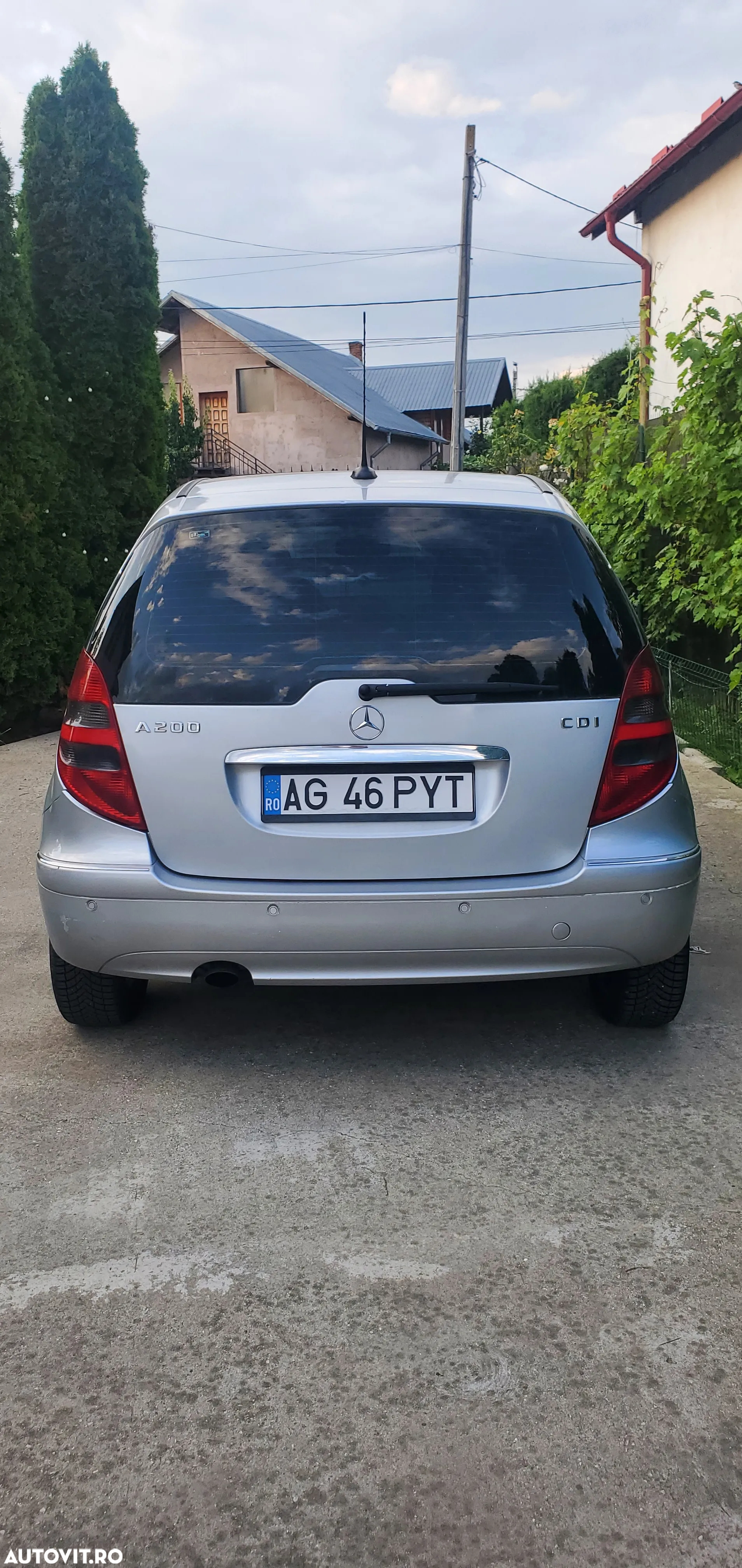 Mercedes-Benz A - 2