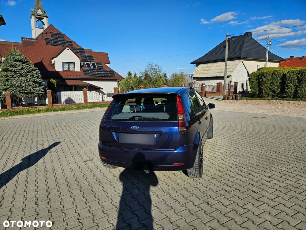 Ford Fiesta 1.4 Ghia - 9