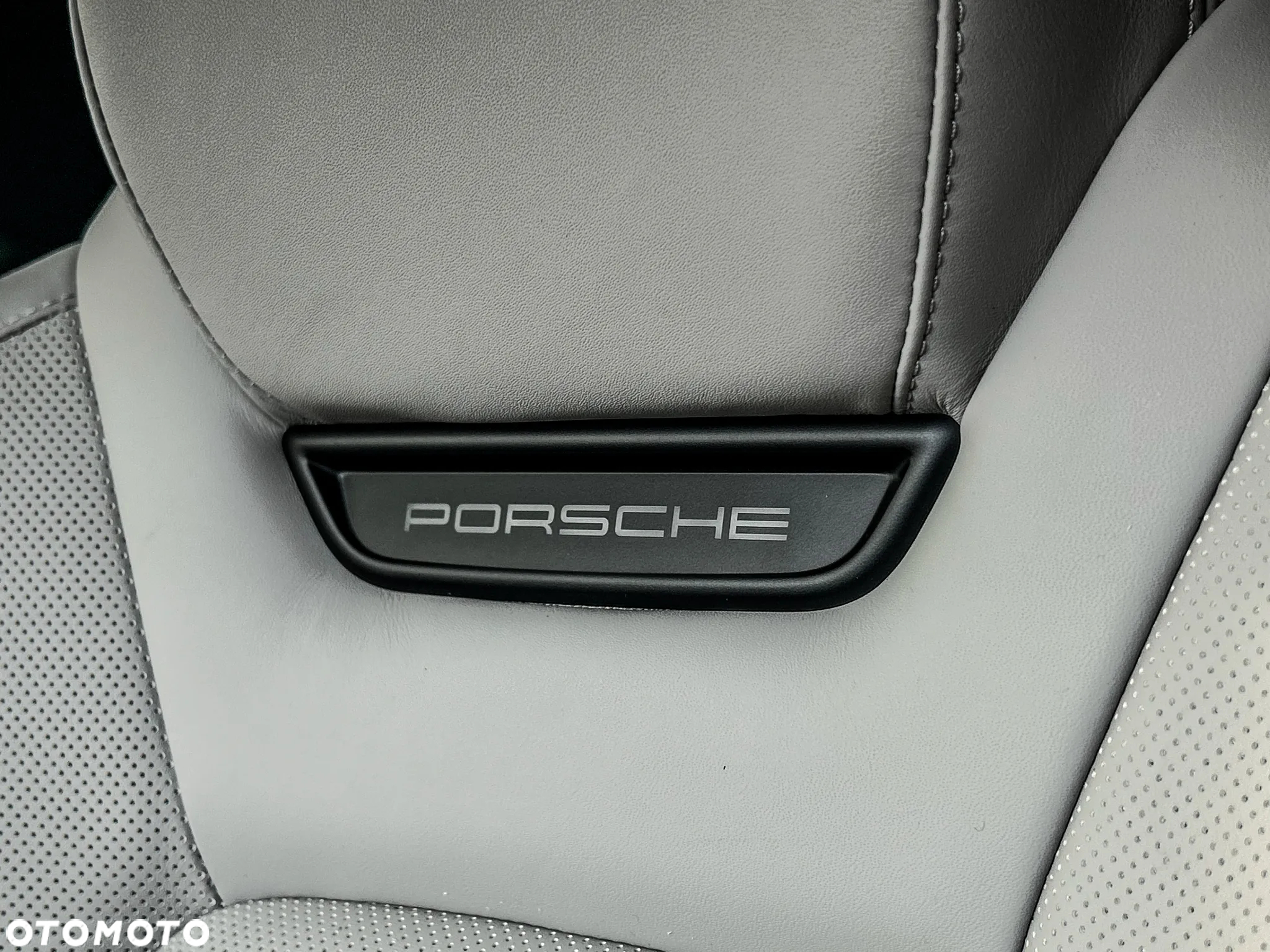 Porsche Macan - 18