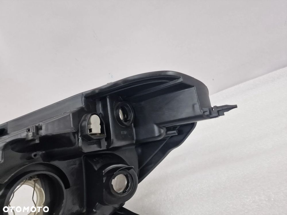 DACIA DOKKER / LODGY 12- PRAWA LAMPA PRZEDNIA PRZÓD , NR 260102814R , NR AUKCJI LA120 - 18
