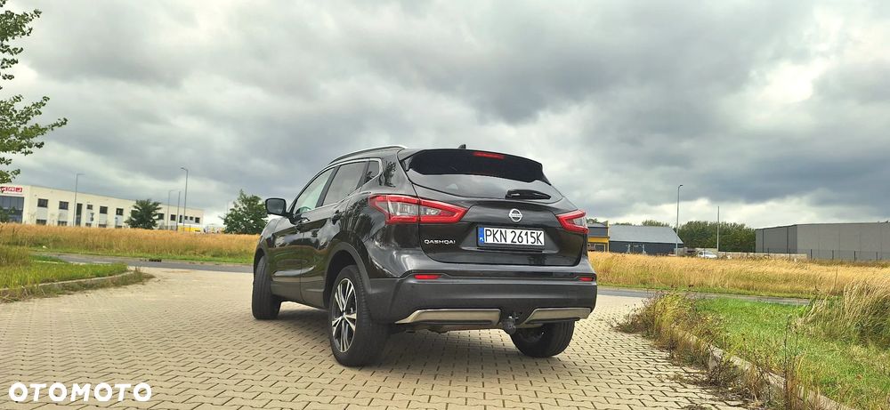 Nissan Qashqai 1.3 DIG-T DCT N-CONNECTA - 9