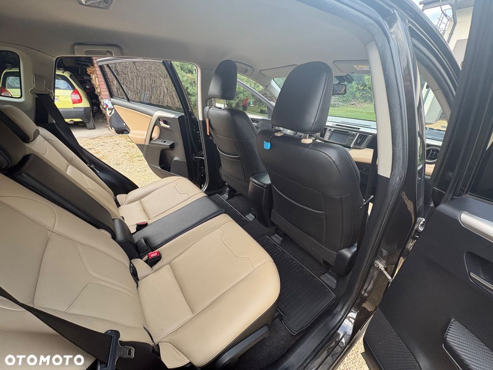 Toyota RAV4 2.2 D-4D 4x4 Automatik Comfort - 12