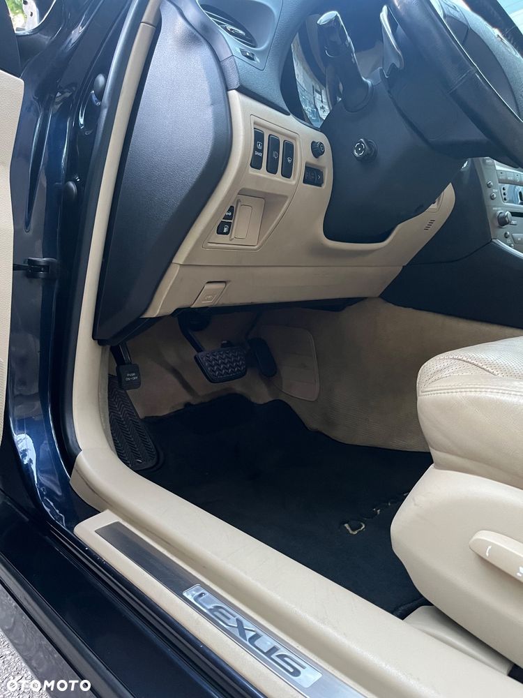 Lexus IS 250 F-Sport - 24