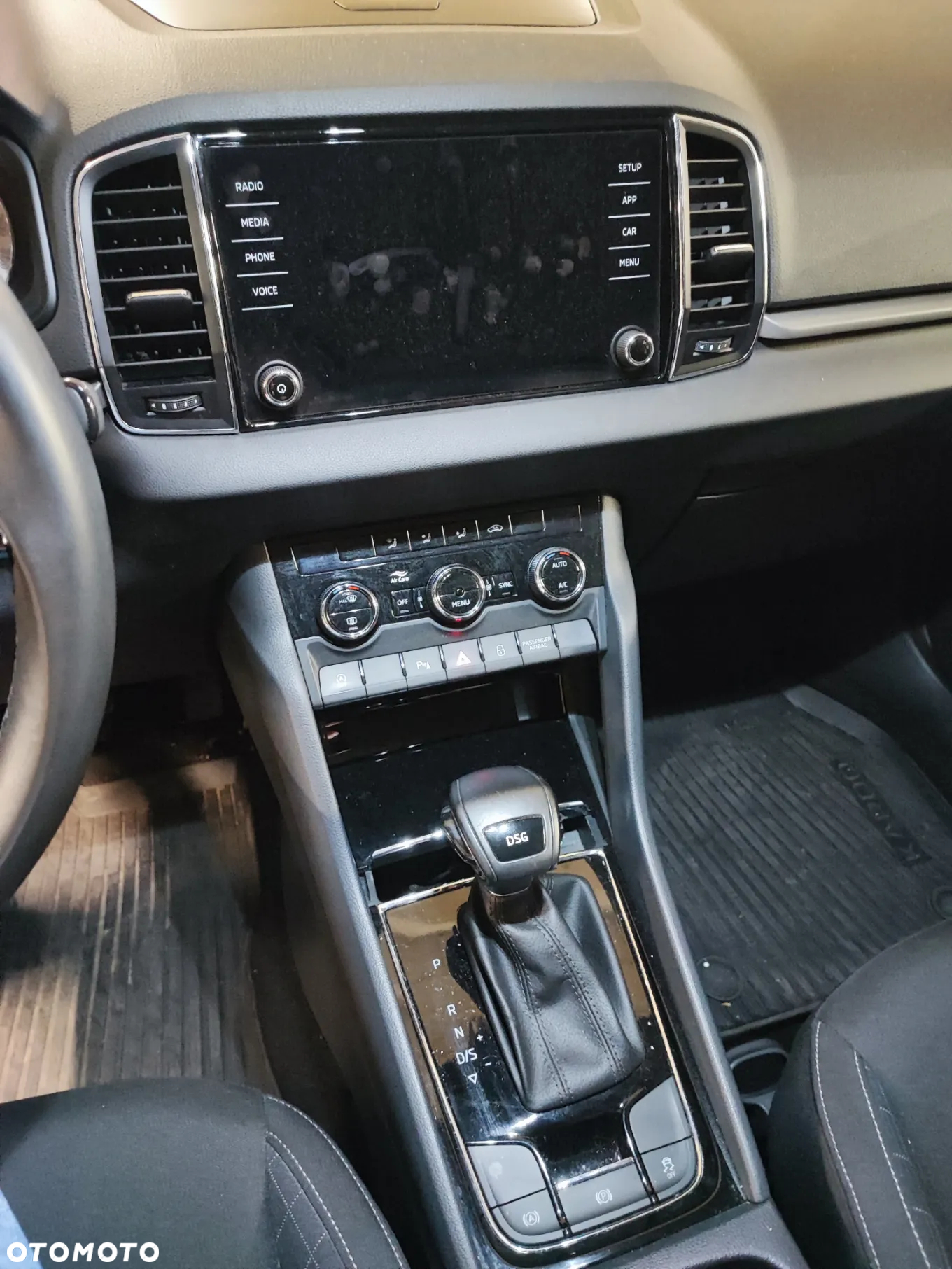 Skoda Karoq 1.5 TSI ACT 4x2 Ambition DSG - 8