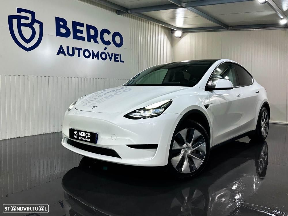 Tesla Model Y Standard - 2