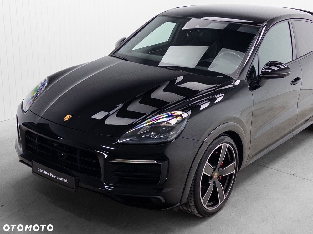 Porsche Cayenne GTS - 10