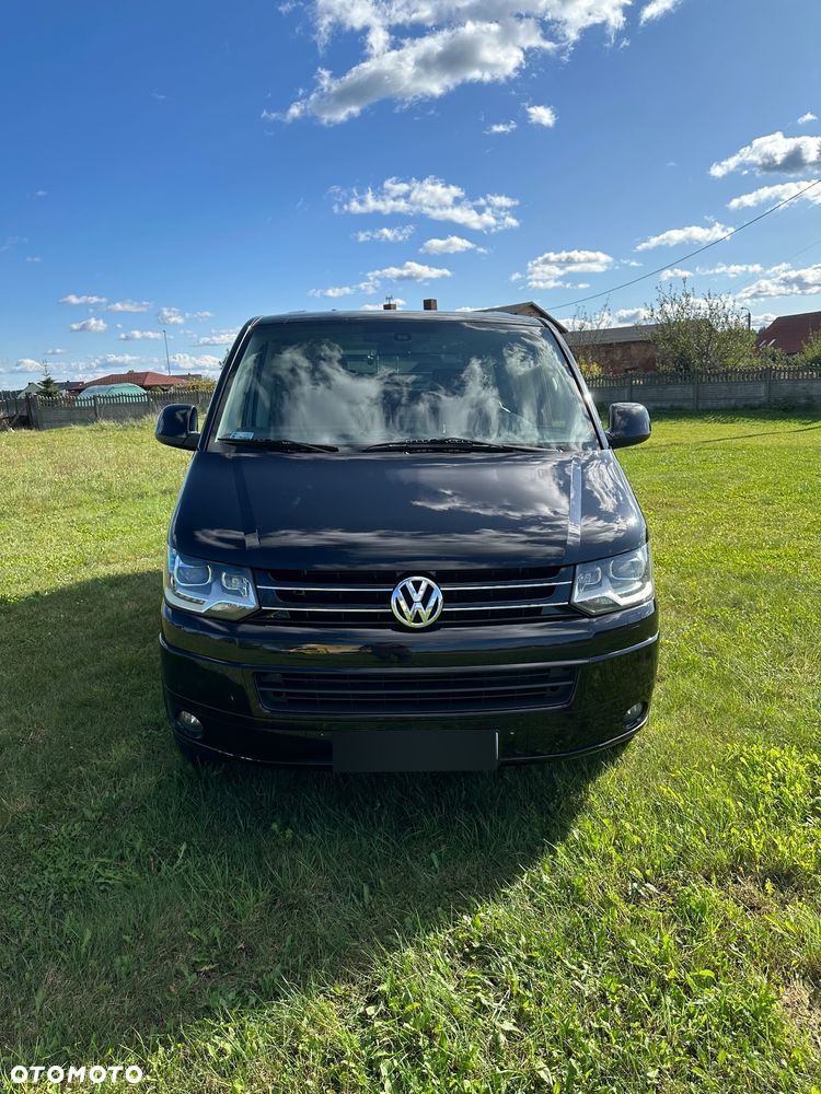 Volkswagen Multivan - 2