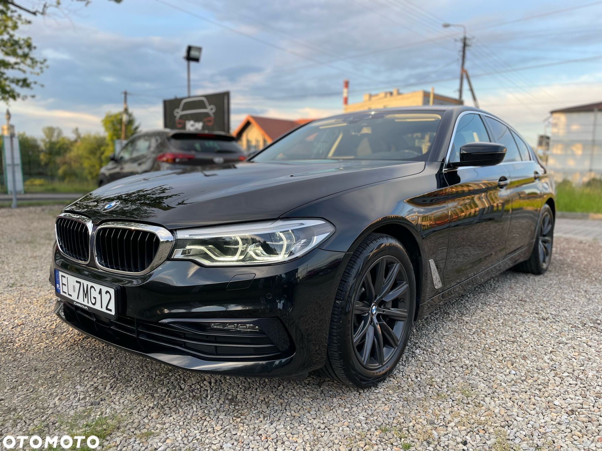 BMW Seria 5 530i xDrive Sport Line sport - 1