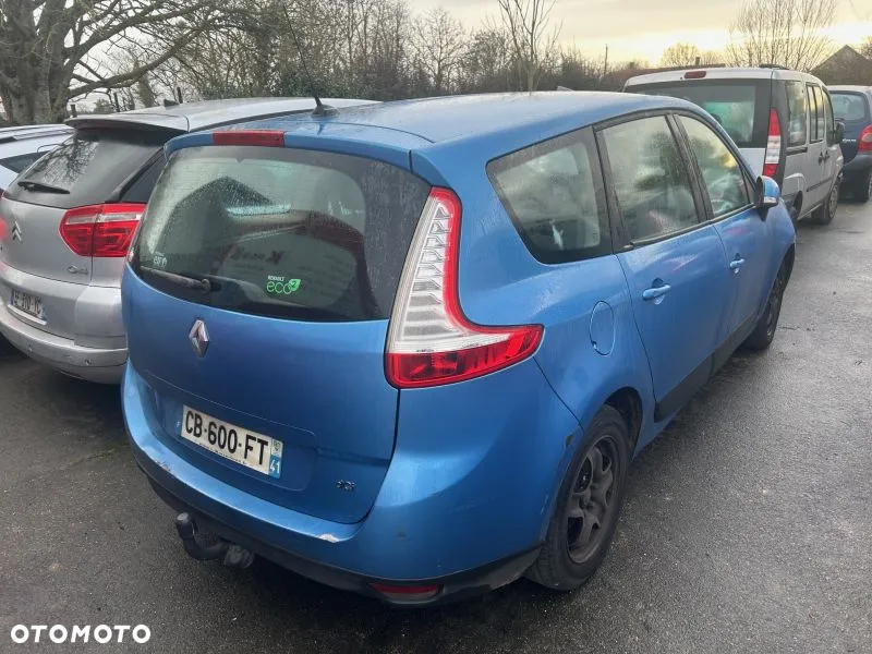 Renault Grand Scenic - 3