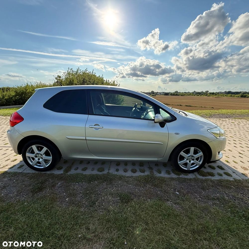 Toyota Auris 1.6 VVT-i Premium - 5