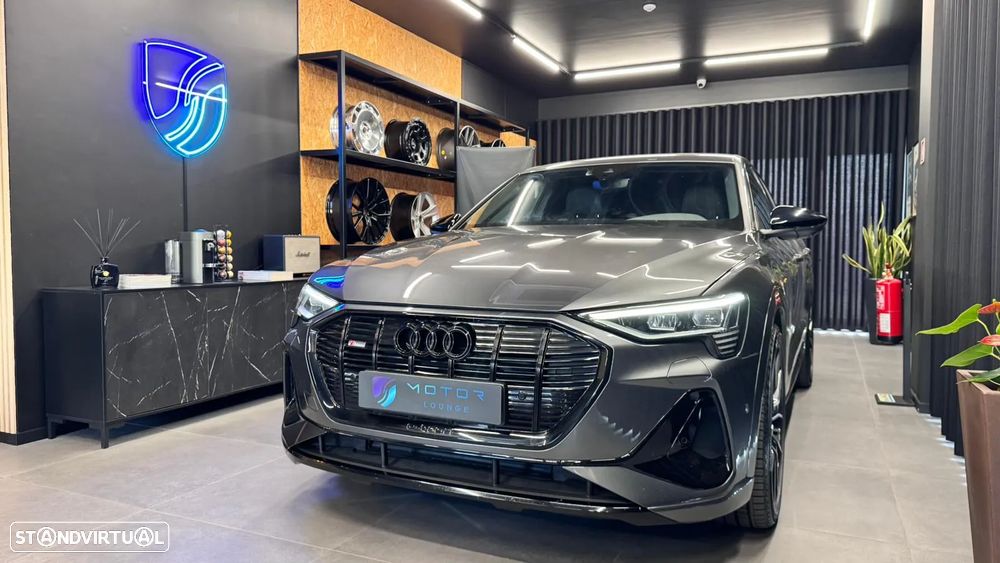 Audi e-tron 55 quattro S line - 1