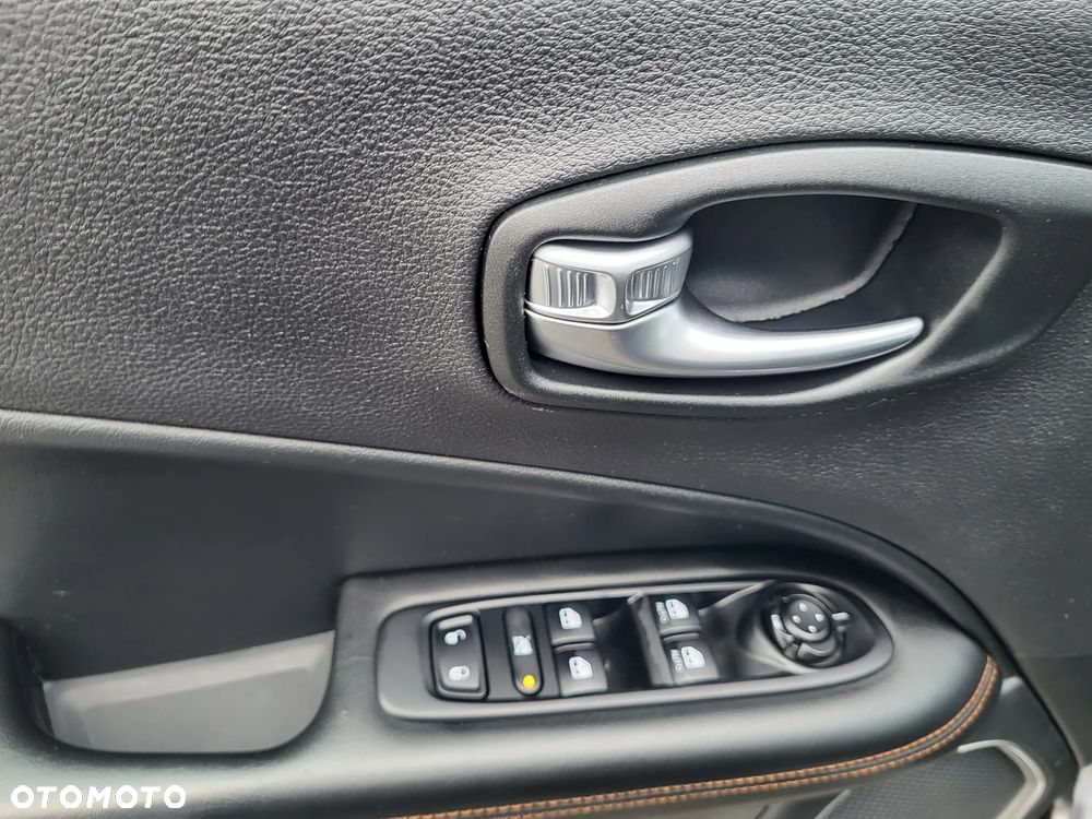 Jeep Compass 1.4 MultiAir Active Drive Automatik Limited - 11