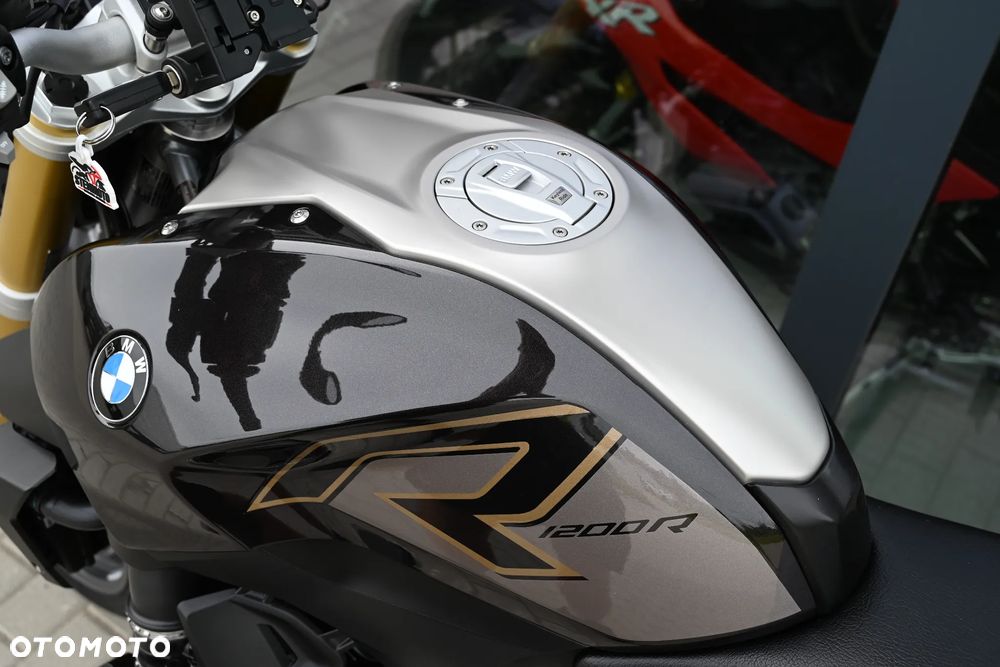 BMW R - 10
