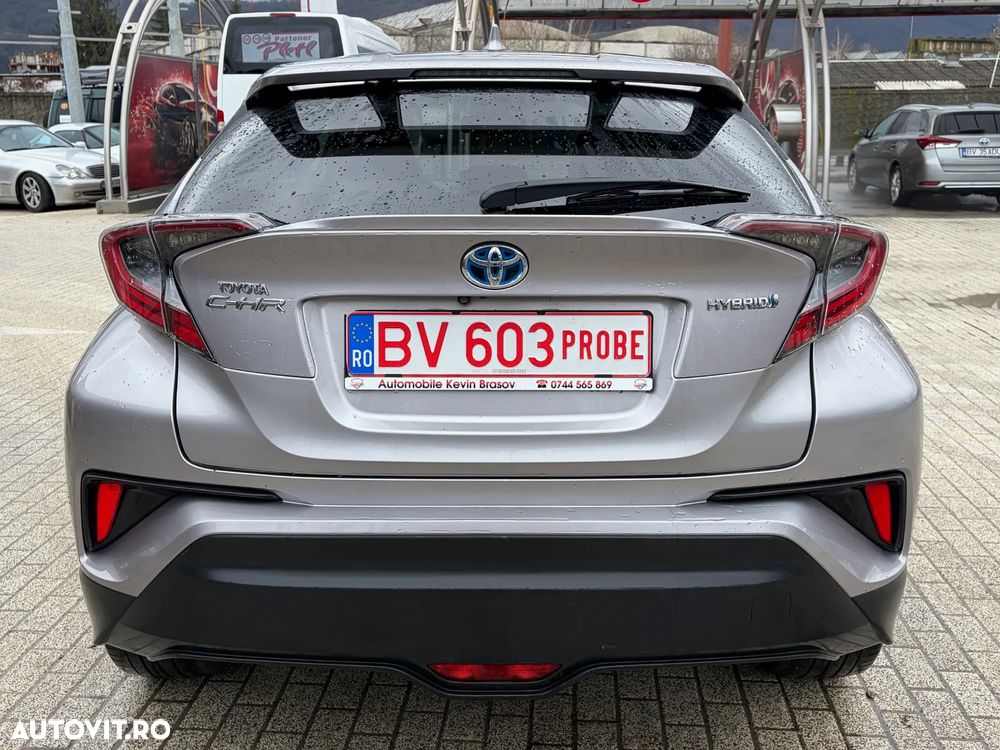 Toyota C-HR - 14