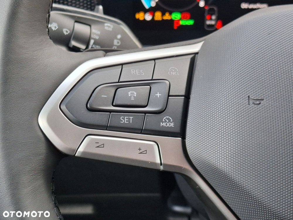 Volkswagen Tiguan - 21