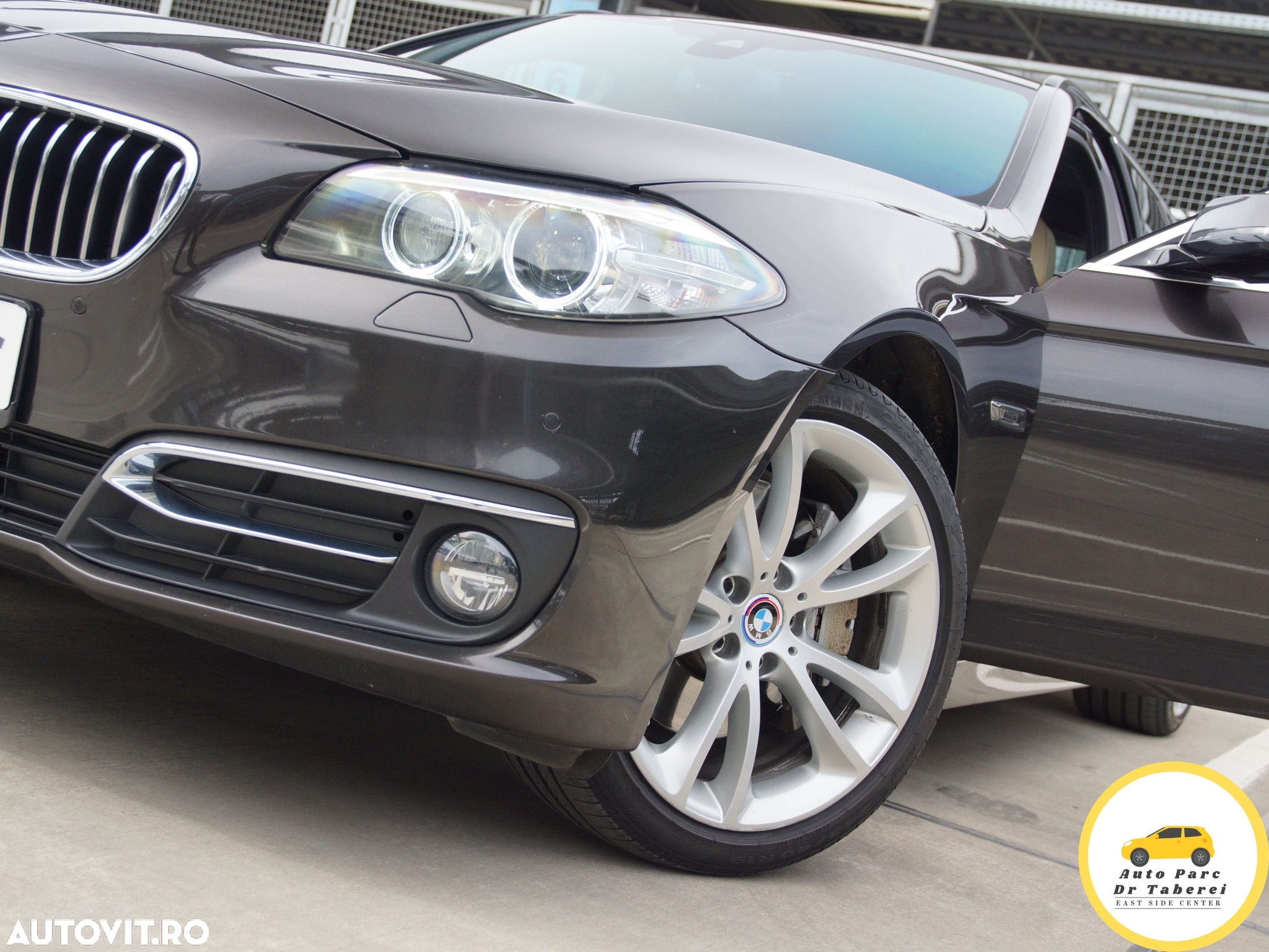BMW Seria 5 530d xDrive Sport-Aut. Luxury Line - 6